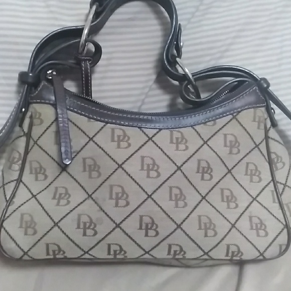 Handbag - Picture 2 of 2